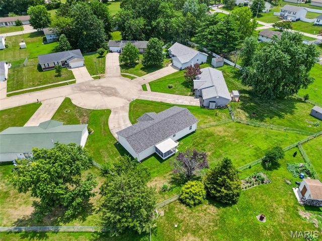 29 Rawhide Court, Warrenton, MO 63383