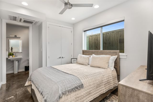 4935 Zuma Court, Dallas, TX 75206