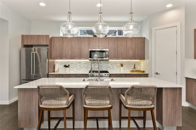 4935 Zuma Court, Dallas, TX 75206