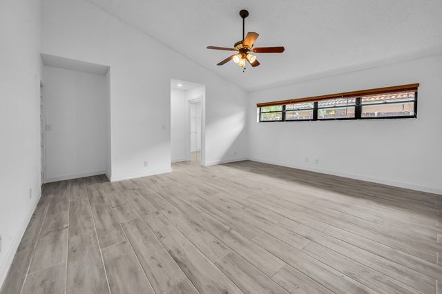 7619 Silver Woods Court, Boca Raton, FL 33433