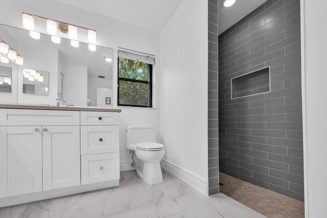 7619 Silver Woods Court, Boca Raton, FL 33433