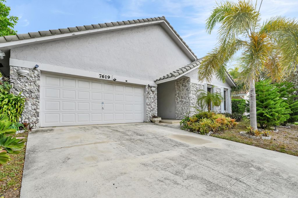 7619 Silver Woods Court, Boca Raton, FL 33433