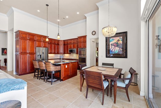 2760 NE 51st Street, Lighthouse Point, FL 33064