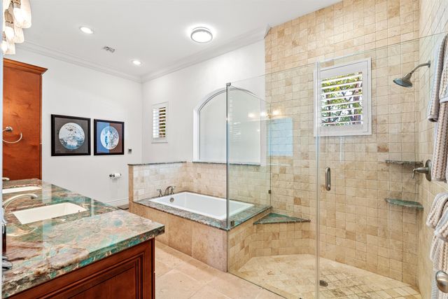2760 NE 51st Street, Lighthouse Point, FL 33064