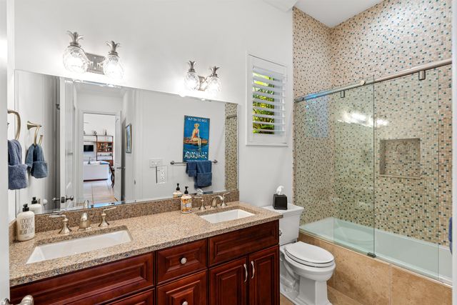 2760 NE 51st Street, Lighthouse Point, FL 33064