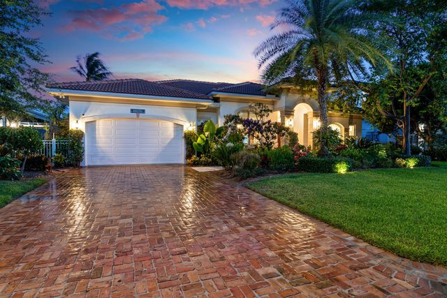 2760 NE 51st Street, Lighthouse Point, FL 33064