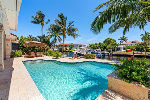2760 NE 51st Street, Lighthouse Point, FL 33064