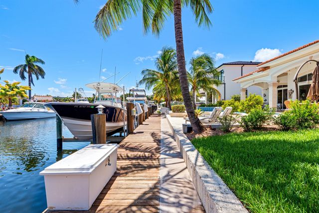 2760 NE 51st Street, Lighthouse Point, FL 33064