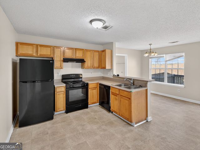 3596 Oakshire Way SE, Atlanta, GA 30354