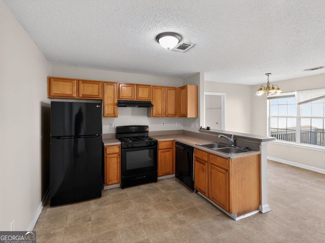 3596 Oakshire Way SE, Atlanta, GA 30354