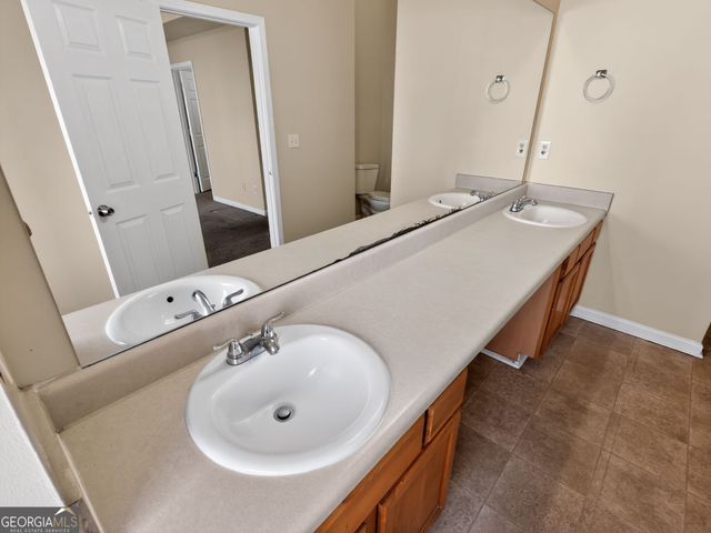 3596 Oakshire Way SE, Atlanta, GA 30354