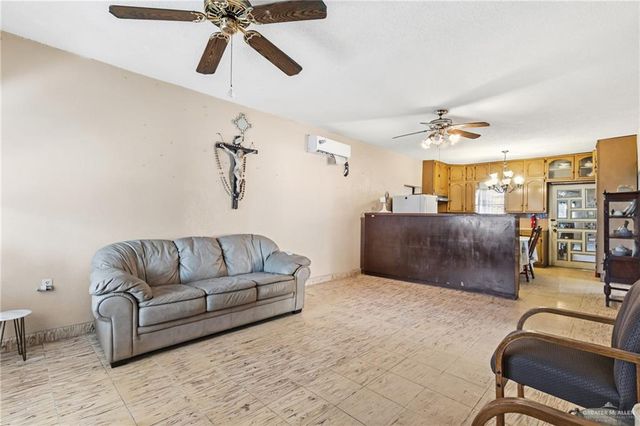 2204 Newport Avenue, Mcallen, TX 78501