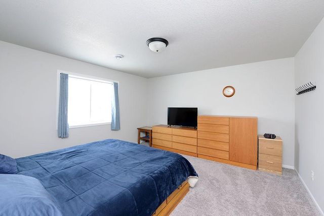 7903 BUCKTHORN Avenue, Horace, ND 58047