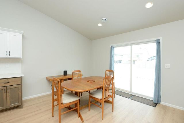 7903 BUCKTHORN Avenue, Horace, ND 58047