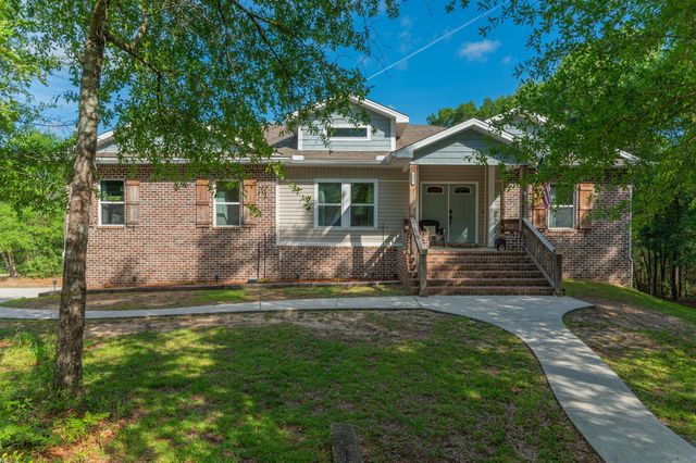 1827 Waterway Drive, Baker, FL 32531
