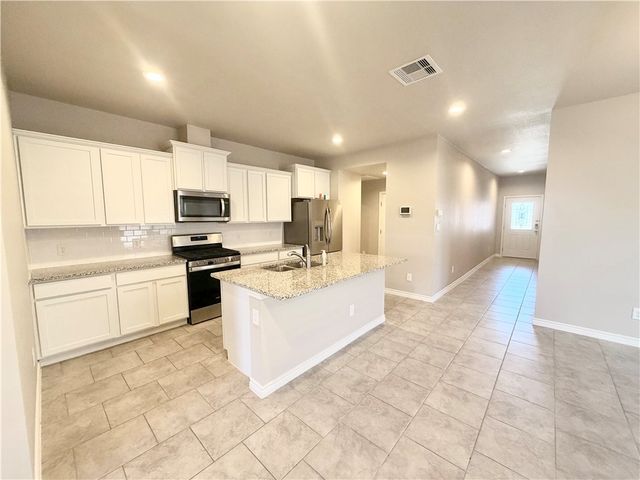 7742 Lariat Toss Dr, Corpus Christi, TX 78414