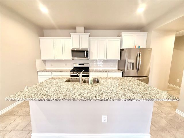 7742 Lariat Toss Dr, Corpus Christi, TX 78414