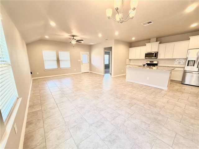 7742 Lariat Toss Dr, Corpus Christi, TX 78414