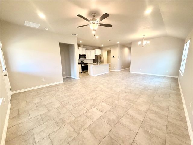 7742 Lariat Toss Dr, Corpus Christi, TX 78414