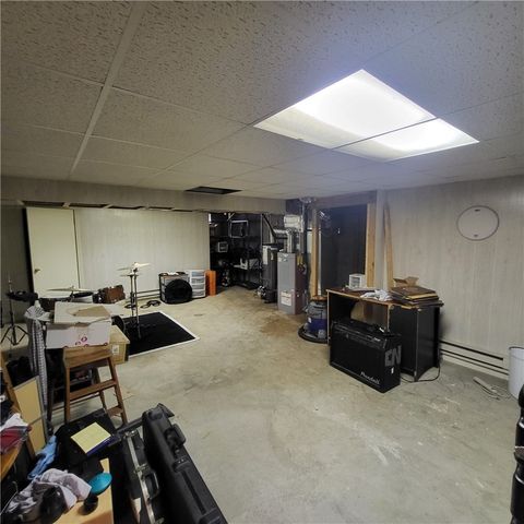 48 Governors Hill, West Warwick, RI 02893