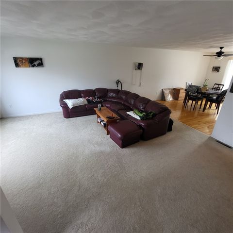 48 Governors Hill, West Warwick, RI 02893