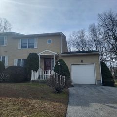 48 Governors Hill, West Warwick, RI 02893
