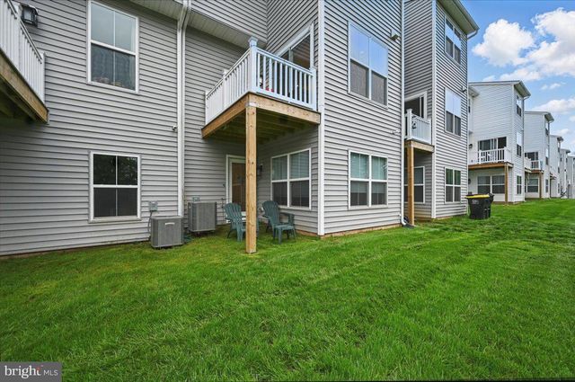 825 PECAN RD, Spring City, PA 19475
