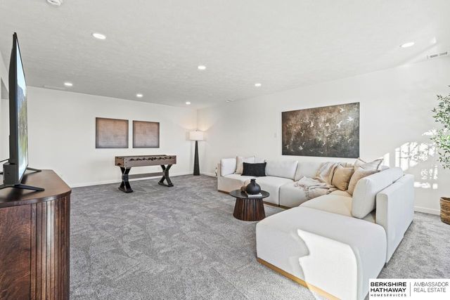 14808 Bruning Street, Bennington, NE 68007