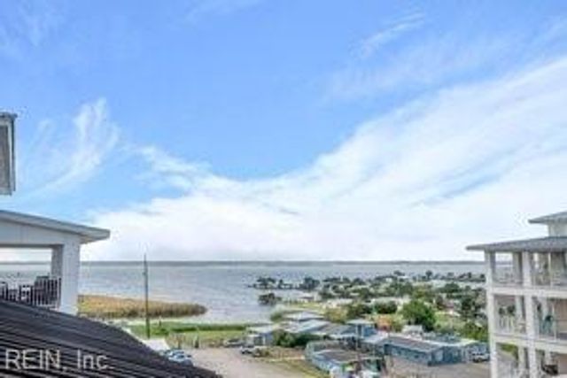 3738 Sandpiper Rd Apt 437B, Virginia Beach, VA 23456