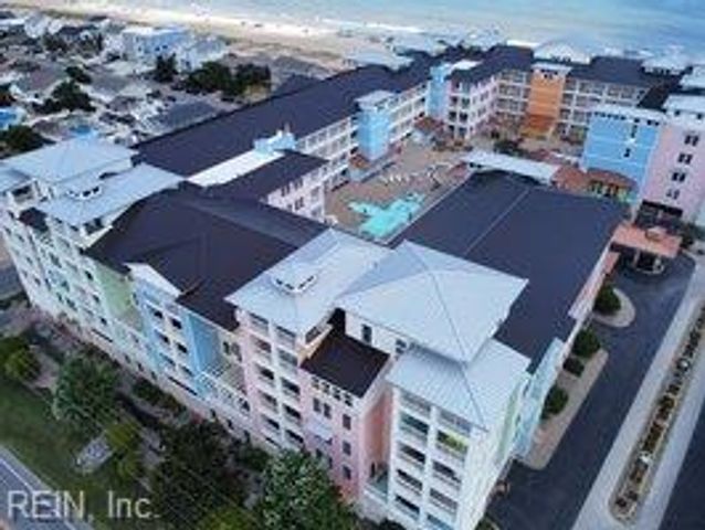 3738 Sandpiper Rd Apt 437B, Virginia Beach, VA 23456
