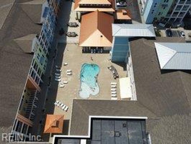 3738 Sandpiper Rd Apt 437B, Virginia Beach, VA 23456