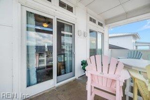 3738 Sandpiper Rd Apt 437B, Virginia Beach, VA 23456