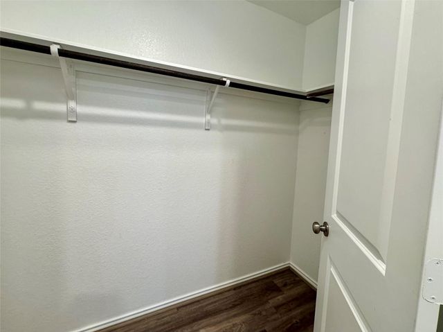 14221 Lyndora LN, Pflugerville, TX 78660