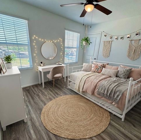 14221 Lyndora LN, Pflugerville, TX 78660