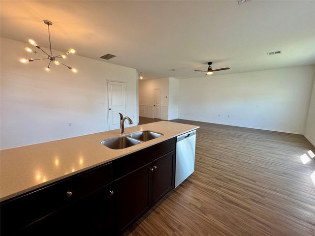 14221 Lyndora LN, Pflugerville, TX 78660