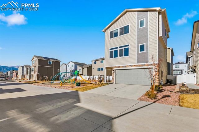 5254 Aeroglide Loop, Colorado Springs, CO 80916