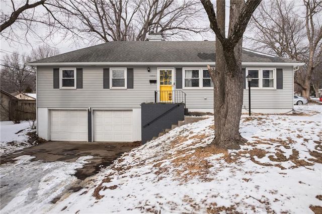 13400 E 43rd Terrace S, Independence, MO 64055