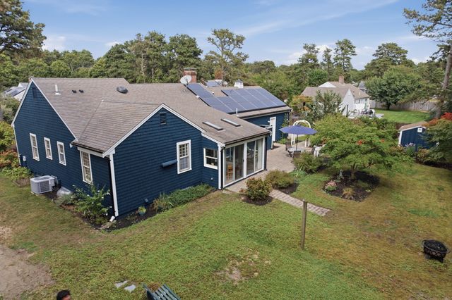 105 Beacon Street, South Yarmouth, MA 02664