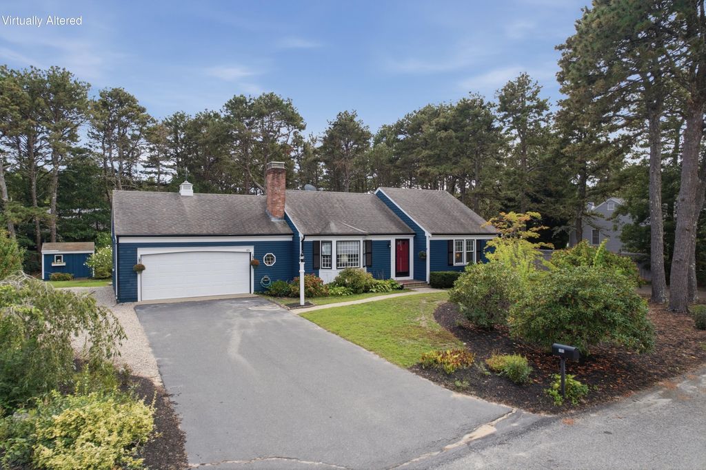 105 Beacon Street, South Yarmouth, MA 02664