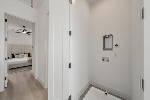 2523 Hondo Avenue 103, Dallas, TX 75219