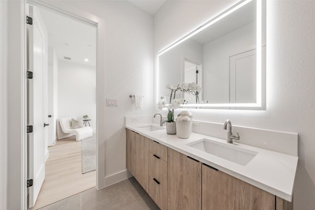 2523 Hondo Avenue 103, Dallas, TX 75219