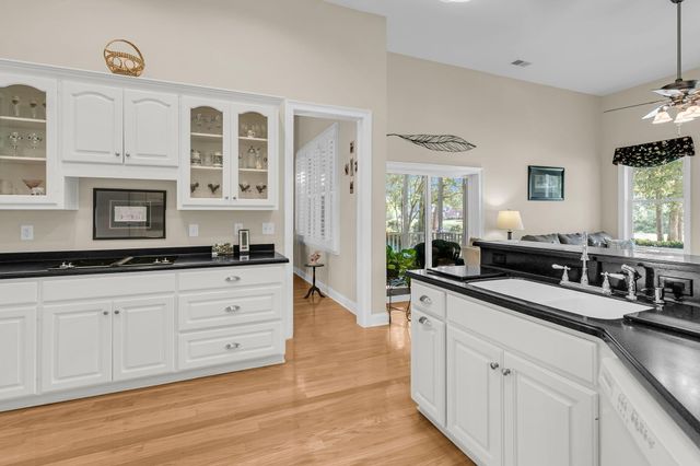 8729 Herons Walk, North Charleston, SC 29420