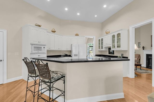 8729 Herons Walk, North Charleston, SC 29420