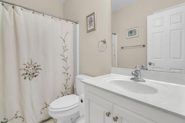 8729 Herons Walk, North Charleston, SC 29420