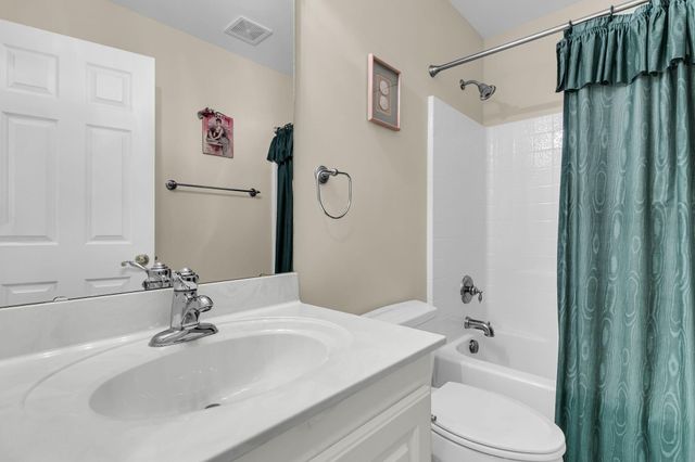 8729 Herons Walk, North Charleston, SC 29420