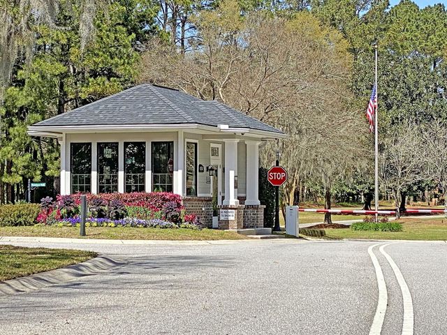 8729 Herons Walk, North Charleston, SC 29420