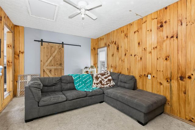 402 Boone Lane, Mitchell, IN 47446