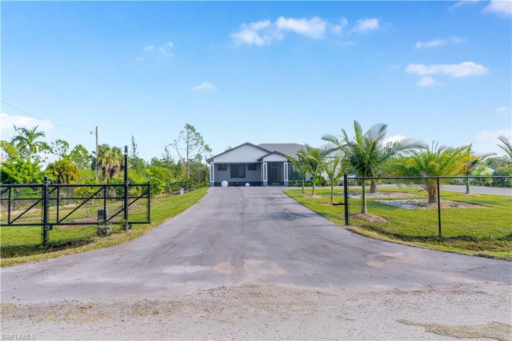 16160 Daisy DR, PUNTA GORDA, FL 33955 — photo 3