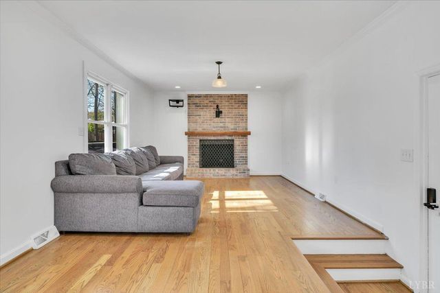 229 Queen Regent Court, Blue Ridge, VA 24064