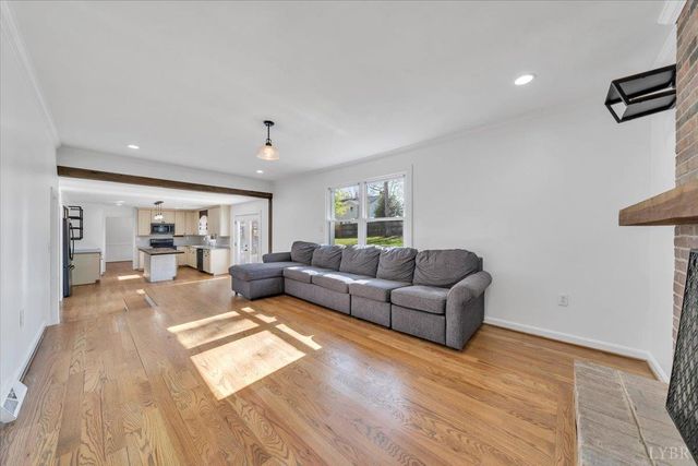 229 Queen Regent Court, Blue Ridge, VA 24064